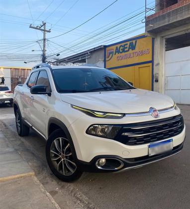 FIAT TORO 2.0 16V TURBO DIESEL VOLCANO 4WD AT9 FIAT TORO 2.0 16V TURBO DIESEL VOLCANO 4WD AT9